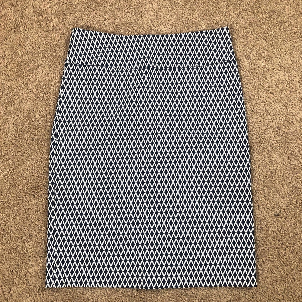 Margaret M Christiana Stretch Pencil Skirt Navy and White Print Small - Picture 5 of 10
